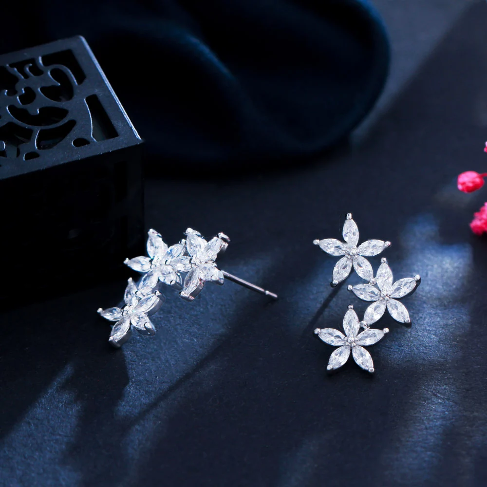 CWWZircons Trendy White Cubic Zirconia Silver Color Cluster Flower Leaf Stud Earrings for Women Chic Korean Style Jewelry CZ933