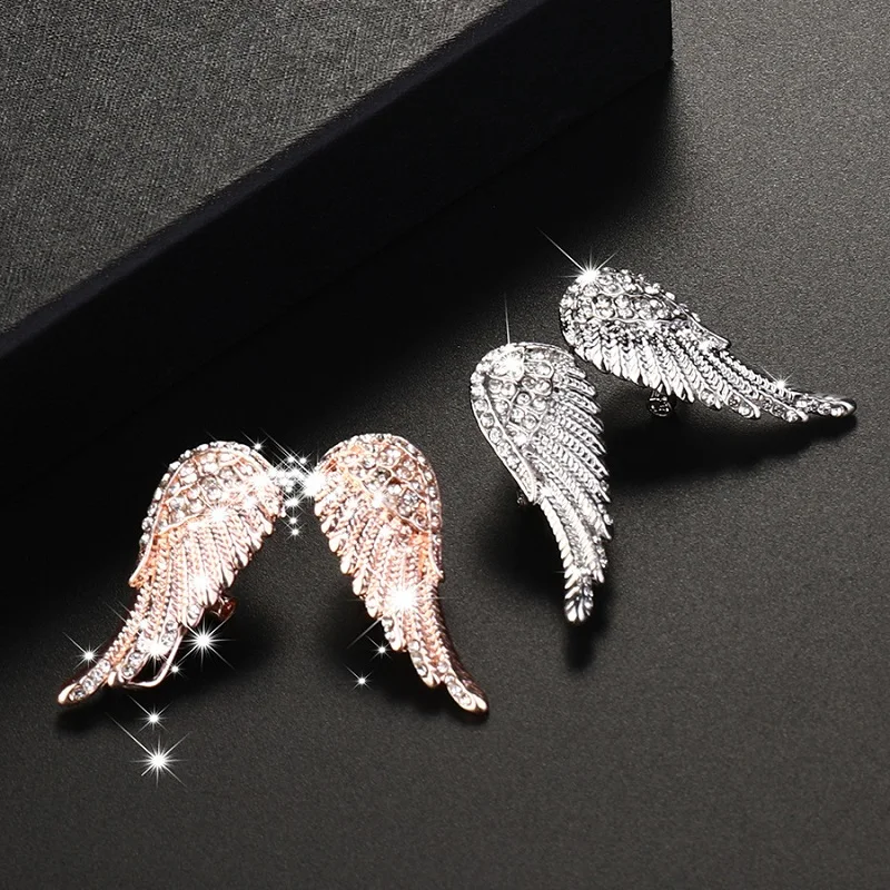 Western Style Angel\'s Feather Shape Ear Clip for Women New Fashion Metal Inlaid Rhinestone Stud Earrings Girl\'s Bright Jewelry