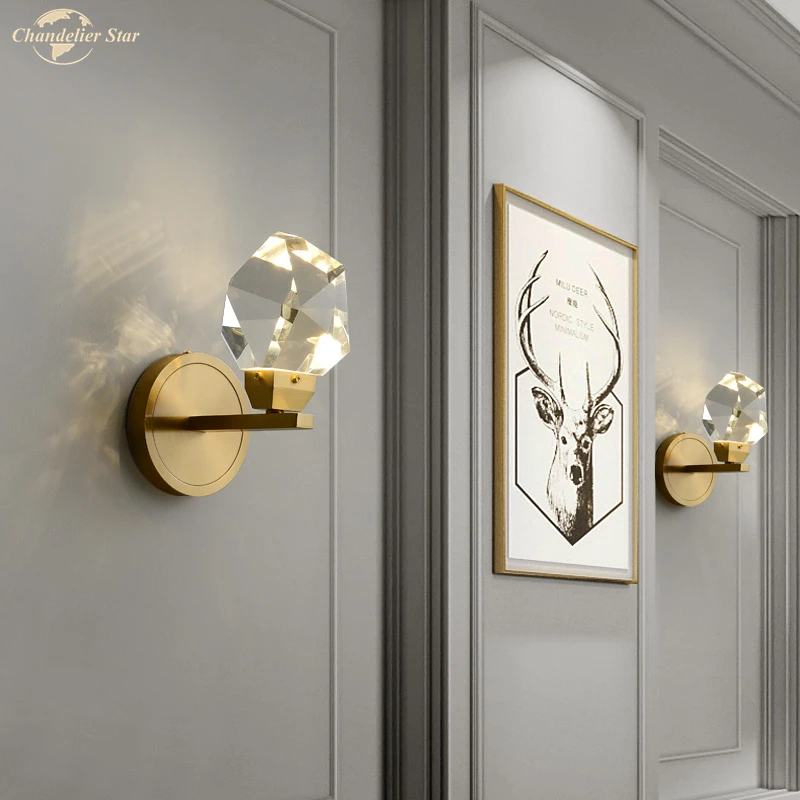 Postmodern LED Wall Lamp Luxury Gold Diamond Prism Wall Sconce Lustre Lamp for Kitchen Bathroom Living Room Bedroom Staircase