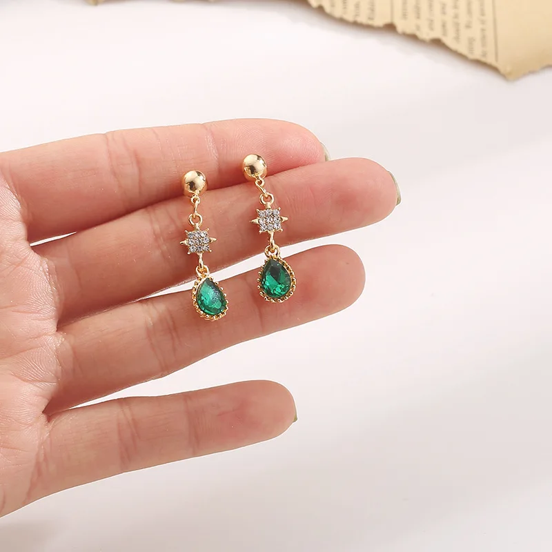 Korean Retro Resin Water Drop Green Stone Clip Earrings Temperament Six-pointed Star Rhinestone Non-pierced Clip On Earrings