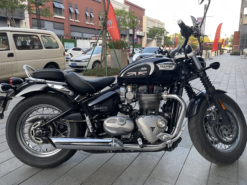 

For Triumph Speedmaster Anti skid sticker for fuel tank modified sticker waterproof sticker rubber sticker new style NEW