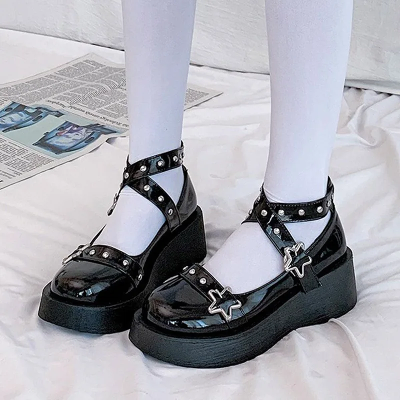 Lolita Shoes Star Buckle Mary Janes Shoes Women Cross-tied Platform Shoes Patent Leather Girls Shoes Rivet Casual Shoes 2024