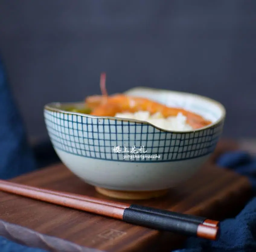 

Ceramic Rice Bowl Noodle Soup Noodle Bowl Hand-painted Plaid Under-glaze Creative Japanese Style