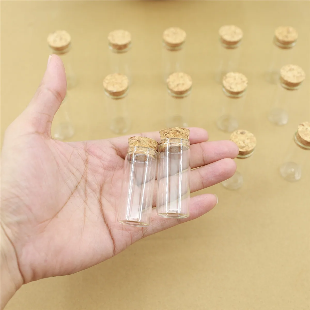 50pcs 22*50mm Cork Glass Mini Bottles Test Tube Stopper Spice Bottles Container Small DIY Jars Vials Tiny Bottle glass