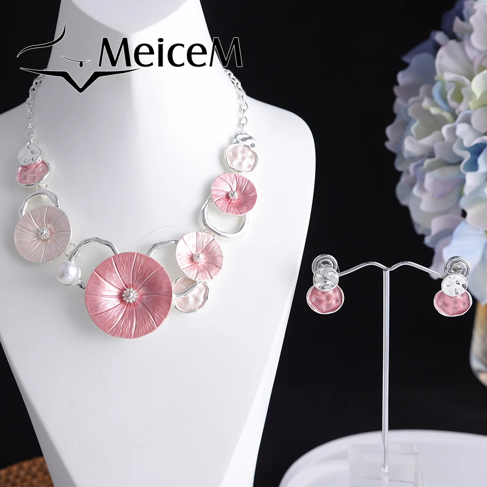 MeiceM Fashion Big Pendant Necklace for Women Lady Party Trendy Women's Set Round Choker Necklaces 2021 Hot Sale Friend Gifts