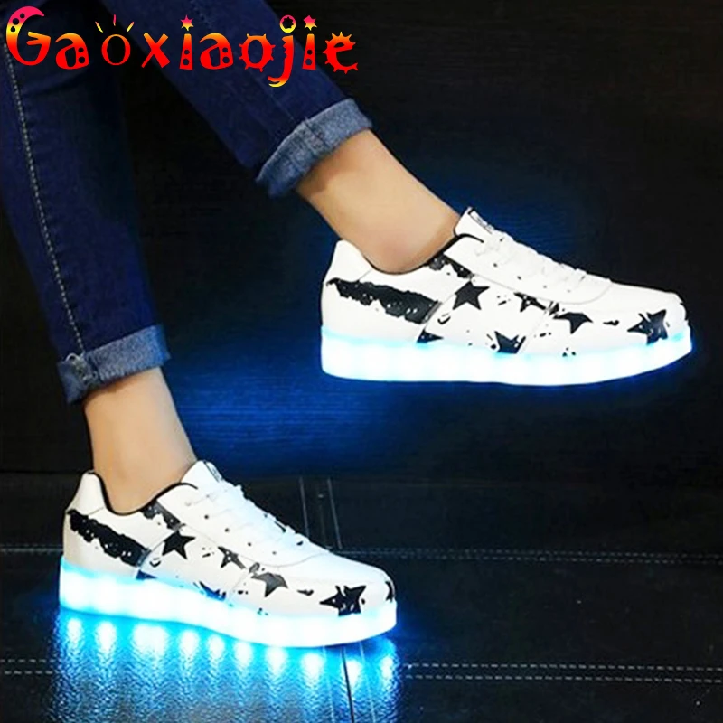 Ladies Shoes 2021 Summer New Transparent Bottom Luminous Sport Shoes Couples Charging LED Colorful Lighting Laceup Board Shoes