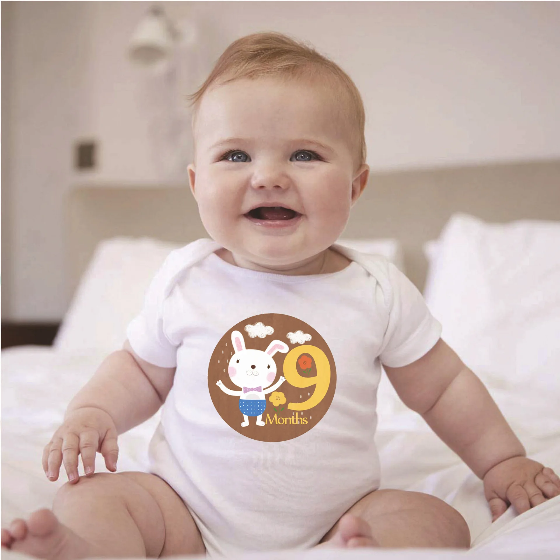 12pcs/set Month Sticker Baby Photography Stickers Newborn Monthly Milestone Memorial Baby Photos Cards Props Accessories