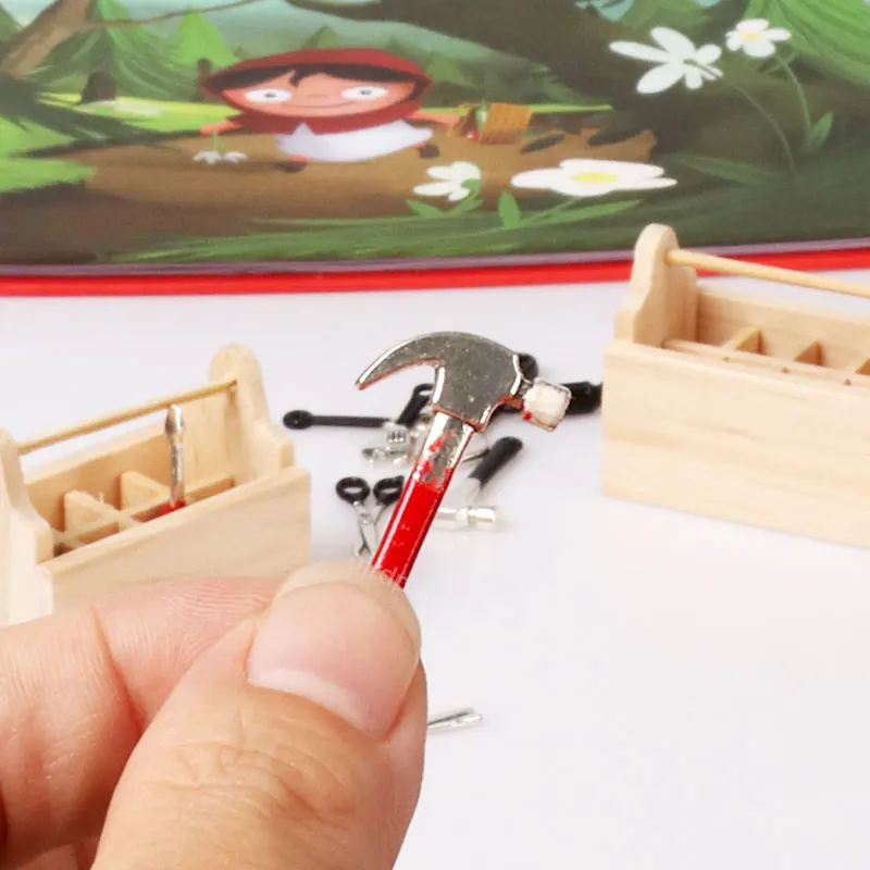 1/12 Mini Reparatur Werkzeuge Hammer Wrench Holz Toolbox Puppe Möbel Modell für Miniatur Puppenhaus Accessoreis Junge Spielen Werkzeug Spiele