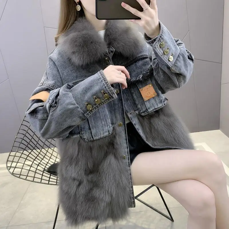 Casual Denim Jacket Women Winter New Fashion Denim Imitation Fox Fur Stitching Fur Coat Parkas Oversized Workwear Thick Outwear