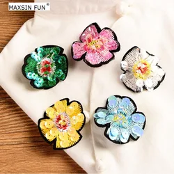 1PC Maxsin Fun Cheap verde rosa giallo paillettes fiori patch per abbigliamento cucire su adesivi in tessuto Applique fai da te