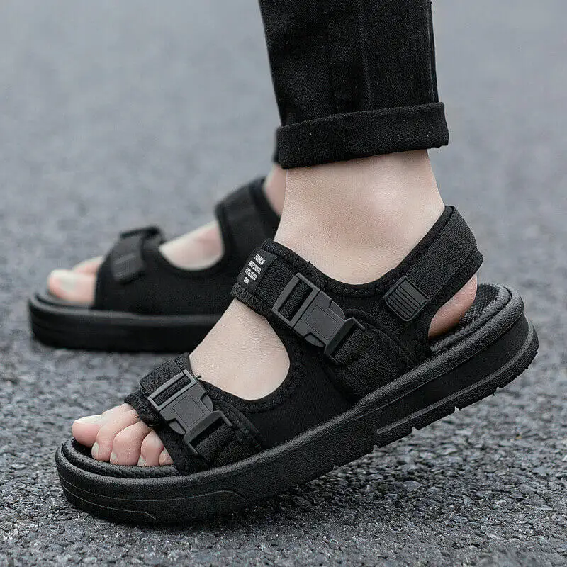 New Men Sandals Non-slip Summer Flip Flops High Quality Outdoor Beach Slippers Casual Shoes Cheap Men\'s shoes Water Shoes