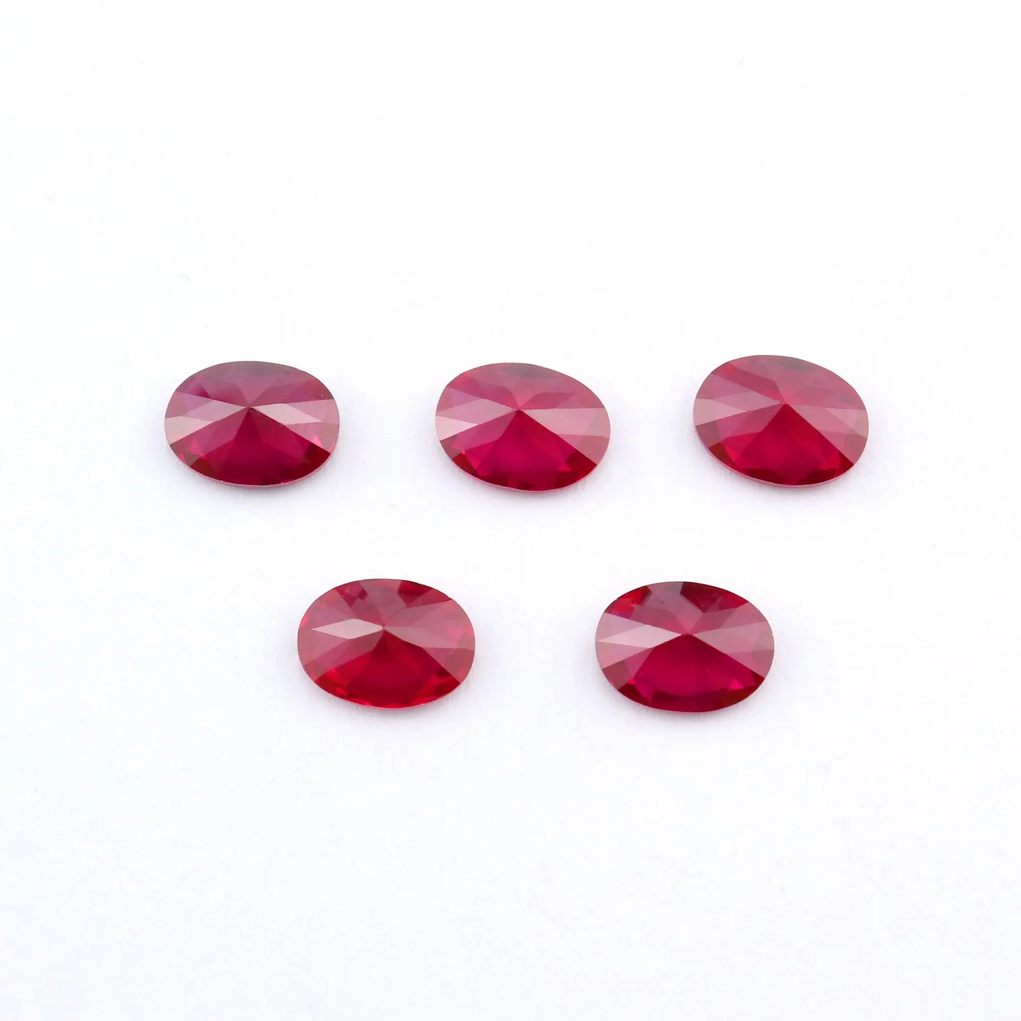 1 sztuk Lab utworzono owalne Ruby lipiec Birthstone Red Faceted kamienie szlachetne luzem DIY materiały jubilerskie 4120126