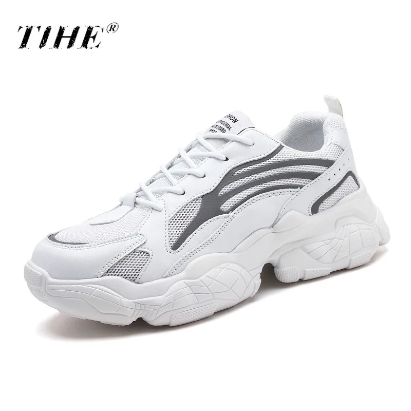 

2019 Running Shoes for Men Autumn Comfortable Breathable Air Mesh Flats Male Gym Sports Shoes Platform Sneakers Chaussure Homme