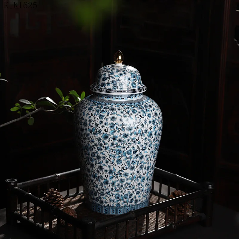 Classical Blue Flower and Leaf Pattern Ceramic Storage Jar with Lid Vase Flower Arrangement Exquisite Sealed Tea Pot Home Decor