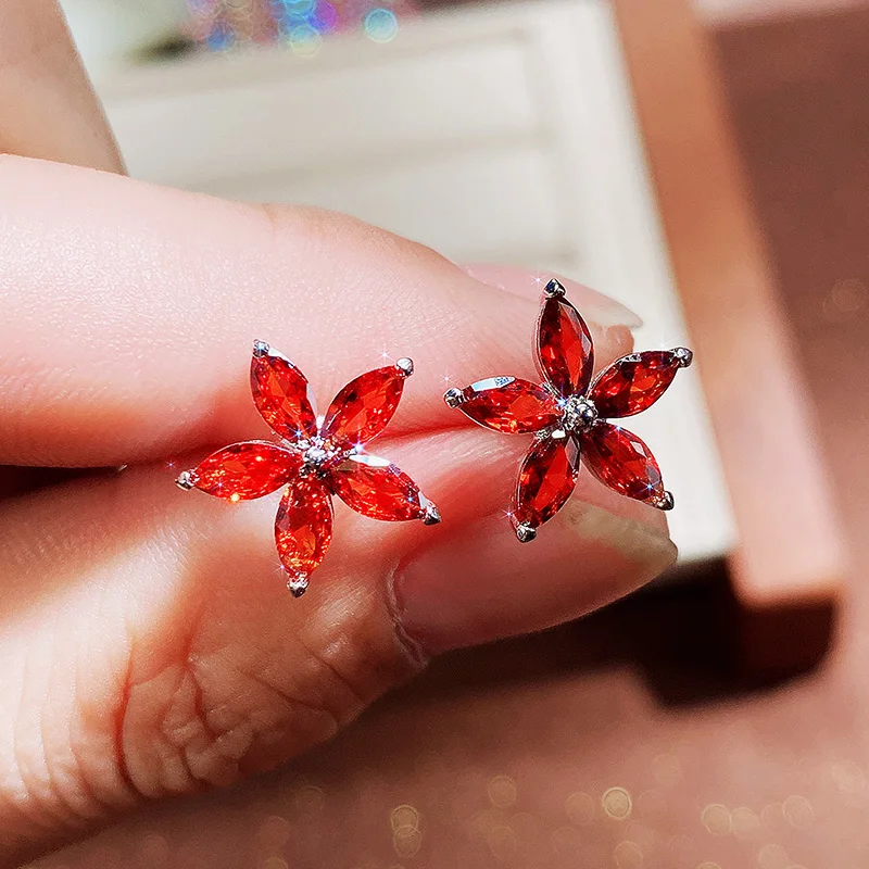 CAOSHI Exquisite Female Stud Earrings with Flower Shape Brilliant Zirconia Chic Jewelry Trendy Wedding Accessories Delicate Gift