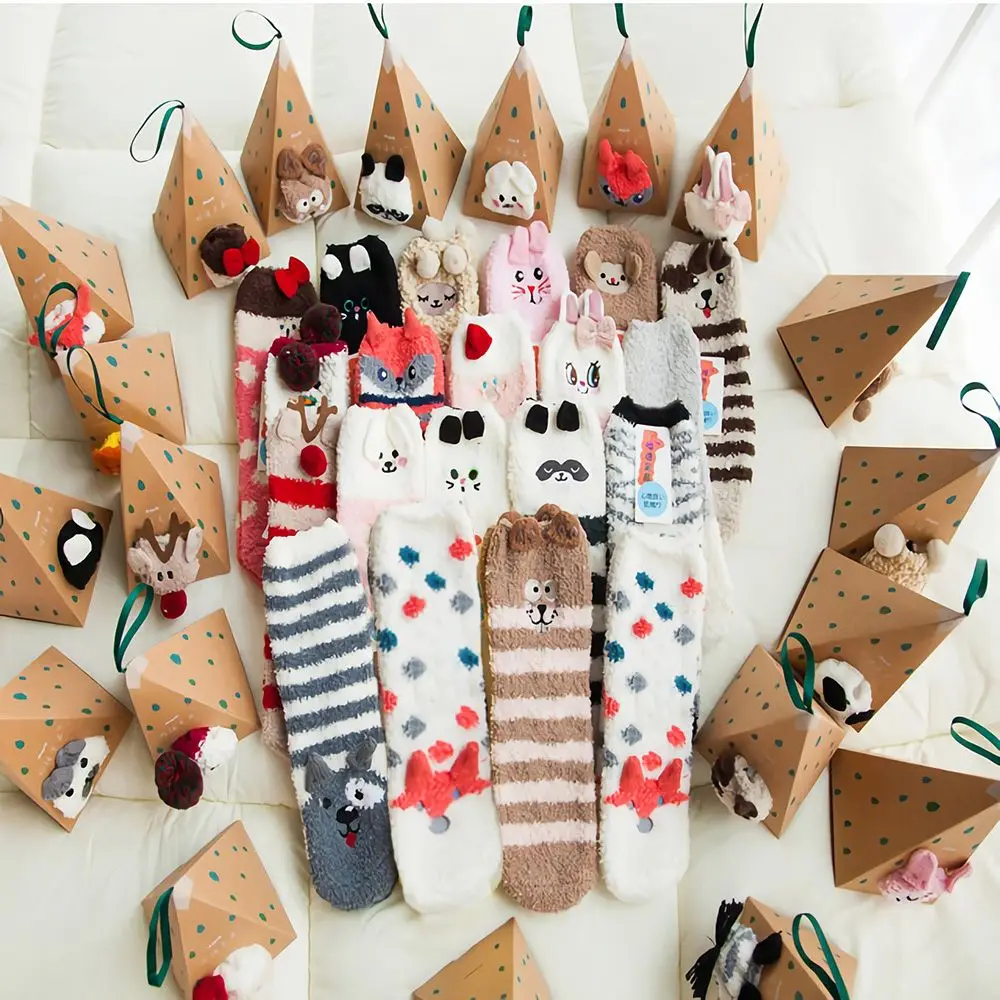 

Home Soft Adult 3D Fluffy Winter Warm Animal Design Christmas Socks Floor Stocking Gift Sox with Box Coral Feece Sock