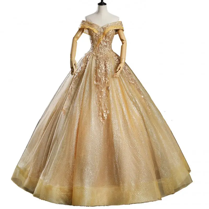 Gold ชุดเดรสปาร์ตี้ปิดไหล่ V คอชุดไปงานเต้นรำ Luxury Lace Vintage Quinceanera เดรสพลัสขนาด Vestidos