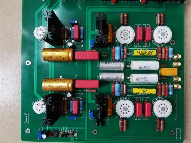 

Hetianmao electronic tube bile pre-board ROE gold-mounted board, using 6AQ5 regulator adjustment, LT1083CP regulator tube