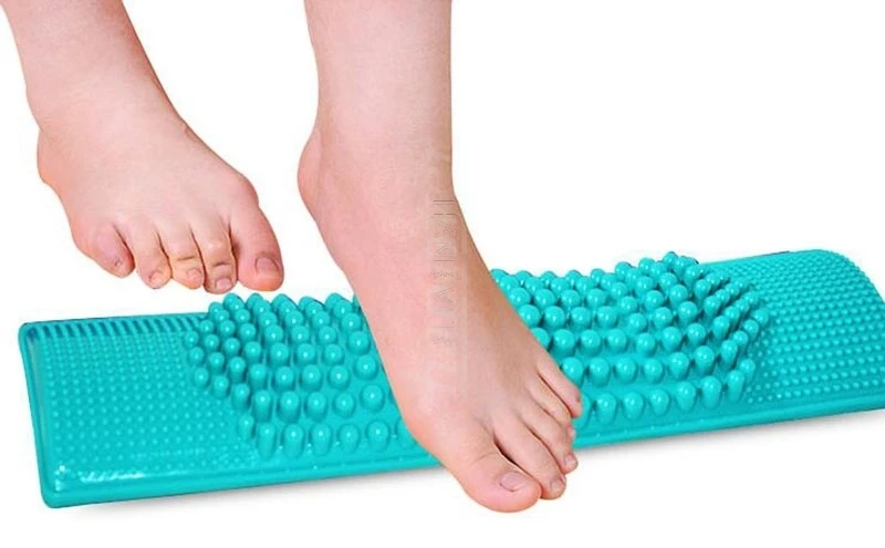 40 * 10.5 cm foot massage go carpet feet refers to clamp household imitation cobble floor mat massager