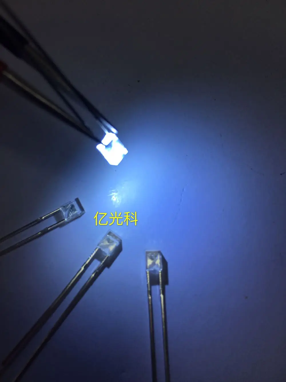 

2x3x4 White Light (Square LED Bead) 234 White Hair White High Bright Transparent Light Emitting Diode 2*3*4 White Light