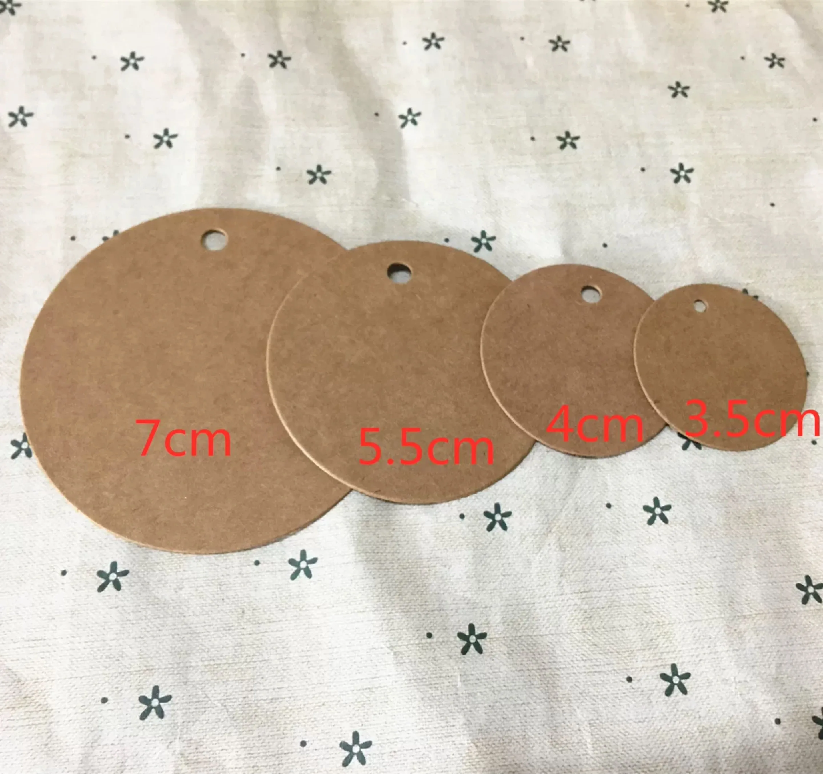 

100pcs/lot Brown Kraft Paper Tags Round Luggage Note Wedding Cards Blank Craft Paper Gift Tags