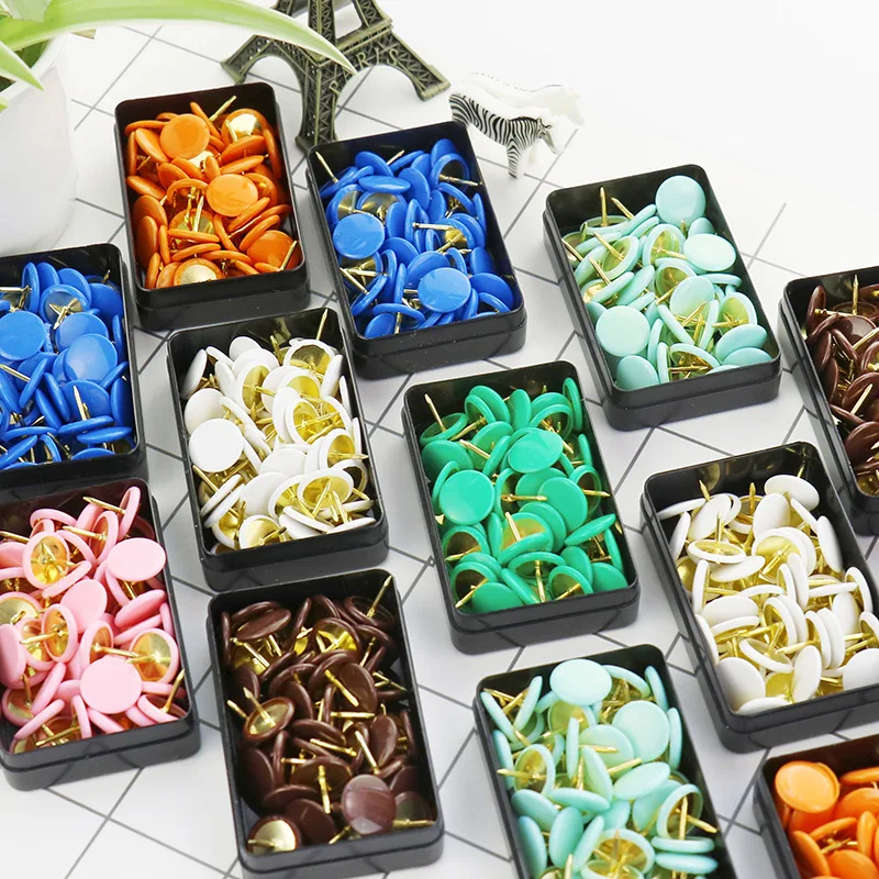 50 Stks/doos Kleurrijke Knop-Vormige Pushpins, Multi-Kleur Plastic Ronde Kop, decoratieve Pushpins Forstudent Briefpapier Kurk Nagels