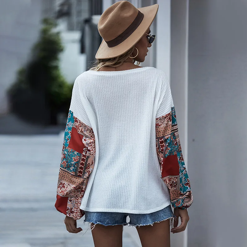 Womens White Tshirts Printed Stitching O-neck Long-sleeved Bohemian Casual T-shirt Top Lady Fashion Slim Fit Sexy Autumn Winter