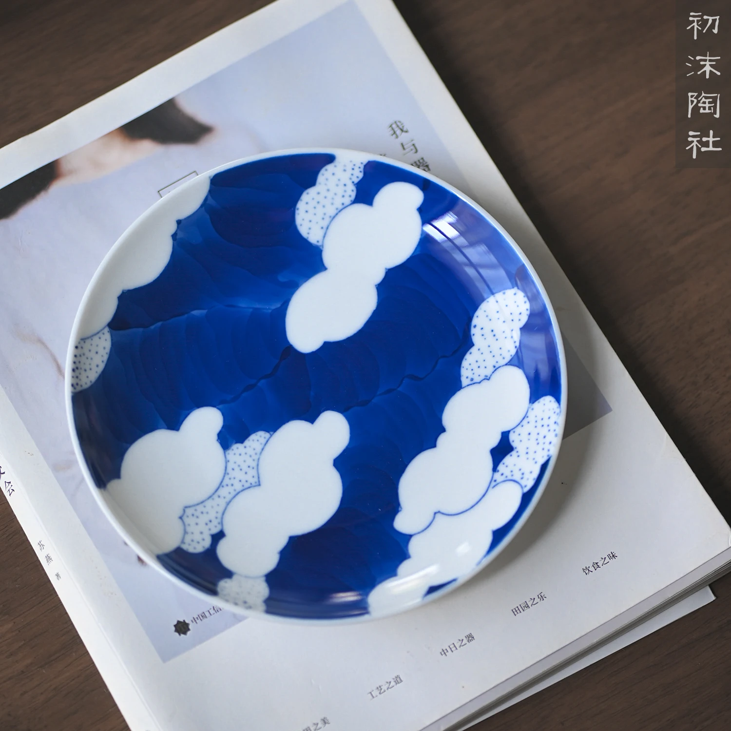 ★★★hand under the glaze the jingdezhen blue and white blue pot bearing ceramic plate compote traditional Chinese design