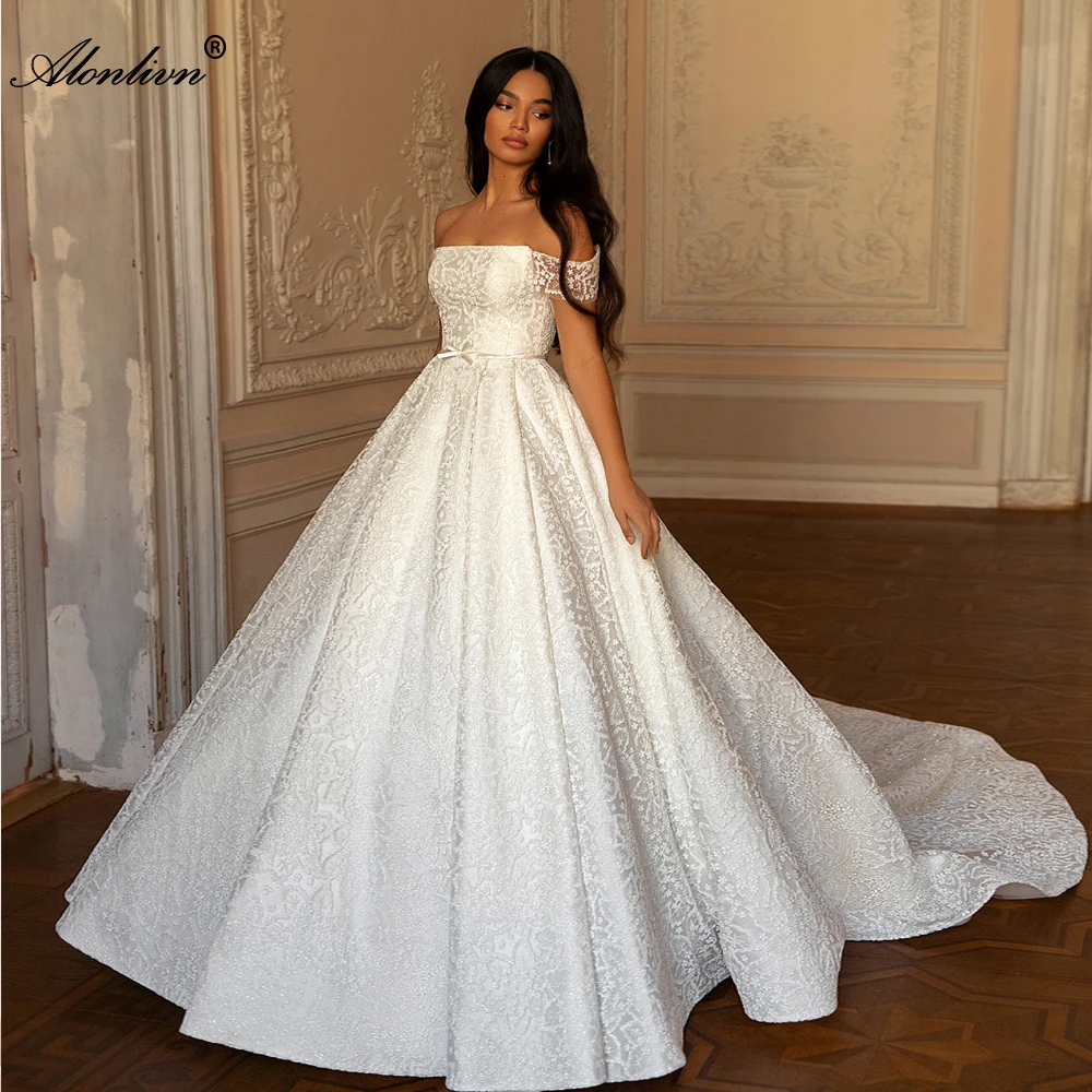 

Alonlivn Elegant Lace Boat Neck A-Line Wedding Dress Off The Shoulder Floor-Length Bridal Gowns