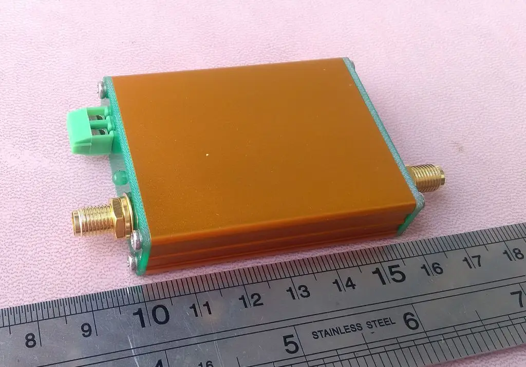 

LNA 50M-4G Low Noise Amplifier, 20DB Amplifier, NF 1.3