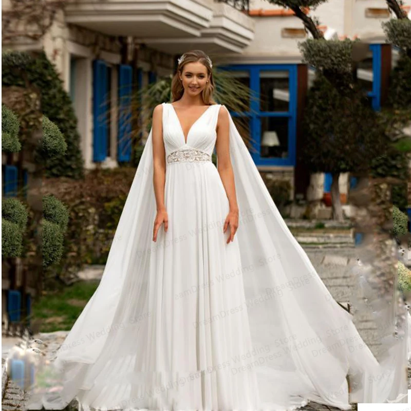 Robe de mariée en mousseline de soie à col en V profond pour femmes, robe Boho, ligne A avec cape, dos nu, longueur au sol, pas cher, fait sur mesure, simple