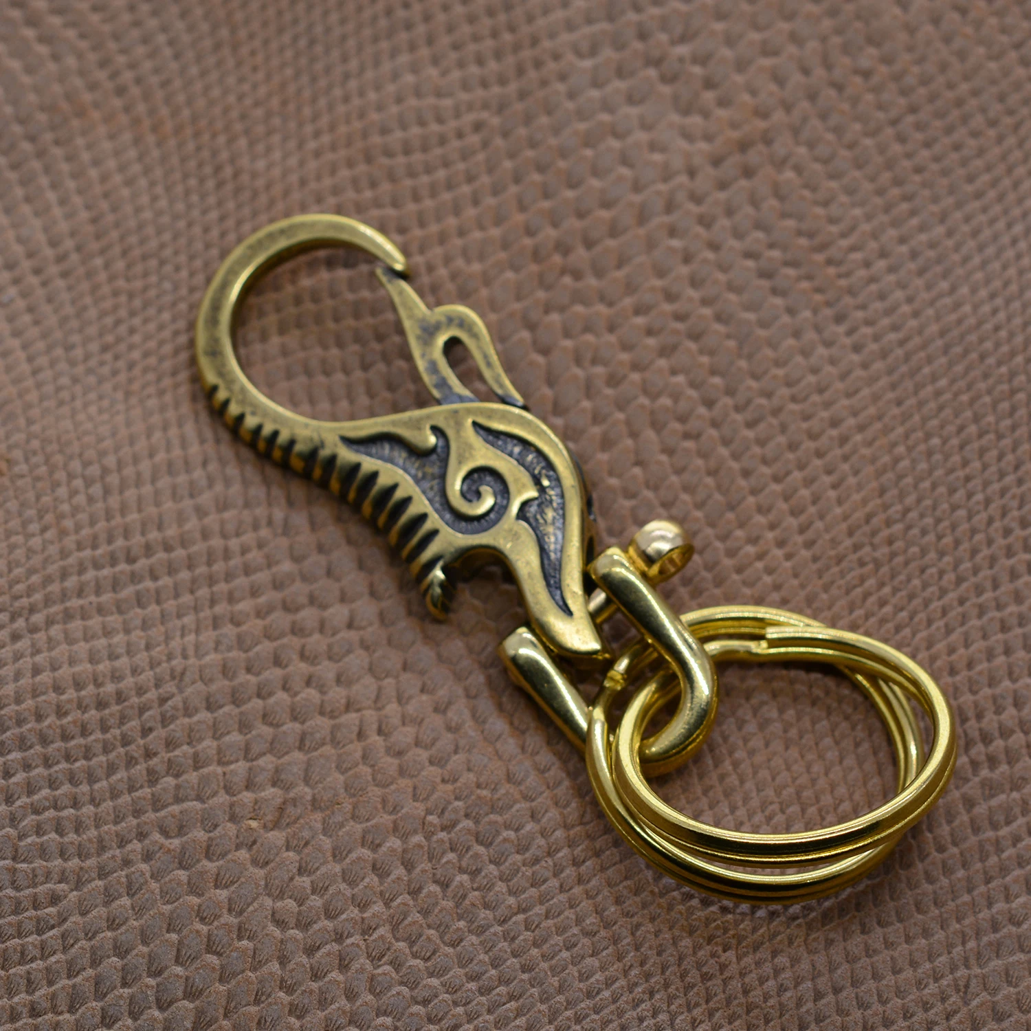 antique handmade Fine brass Tibetan cloud fire pattern spring snap hook Clasps Luxury Keychains keyrings gift