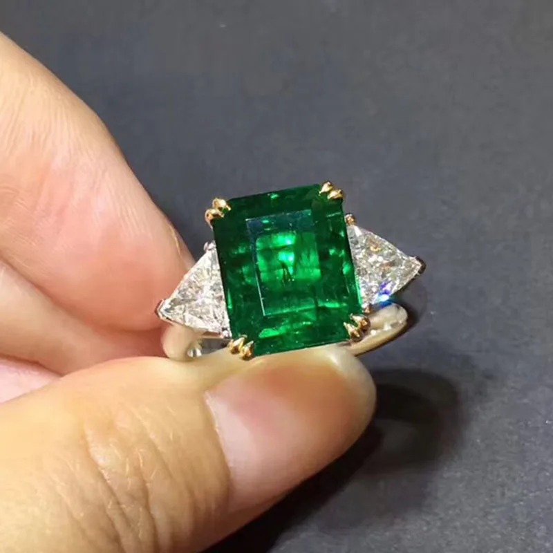 10K Gold ring Lab Created 3ct Emerald and Moissanite Diamond Ring With national certificate Em-0016