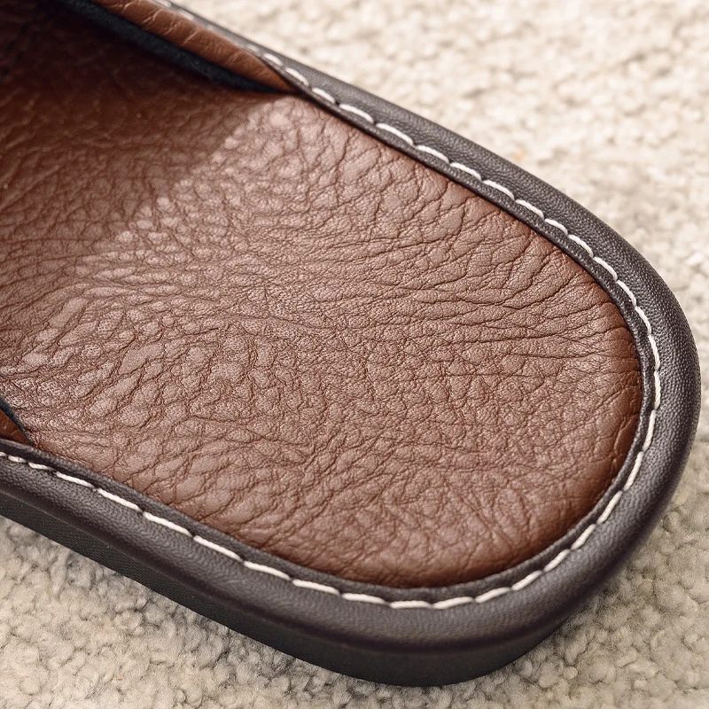 2022 Neuankömmling Landebahn Schuhe Männer Leder Hausschuhe Unisex flache runde Zehen tragen resitante Mode Schuhe Mann Hausschuhe Haus