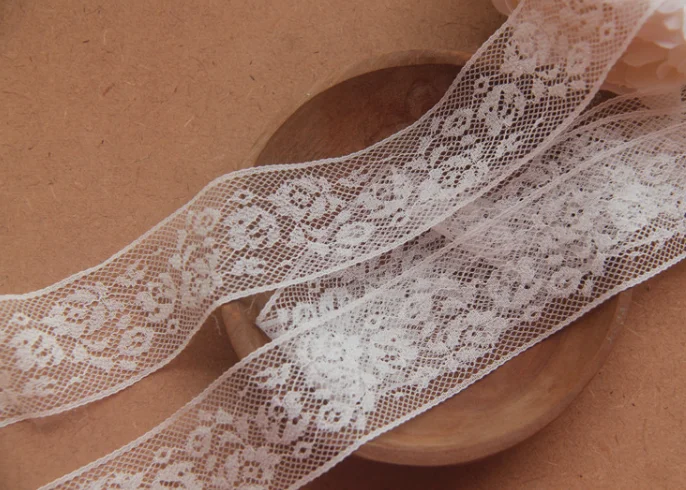 1yard Width:3.9cm Retro Embroidery Lace Wedding Trimming Lace for Crafts Sewing Accessories All  Handiwork (KK-821)