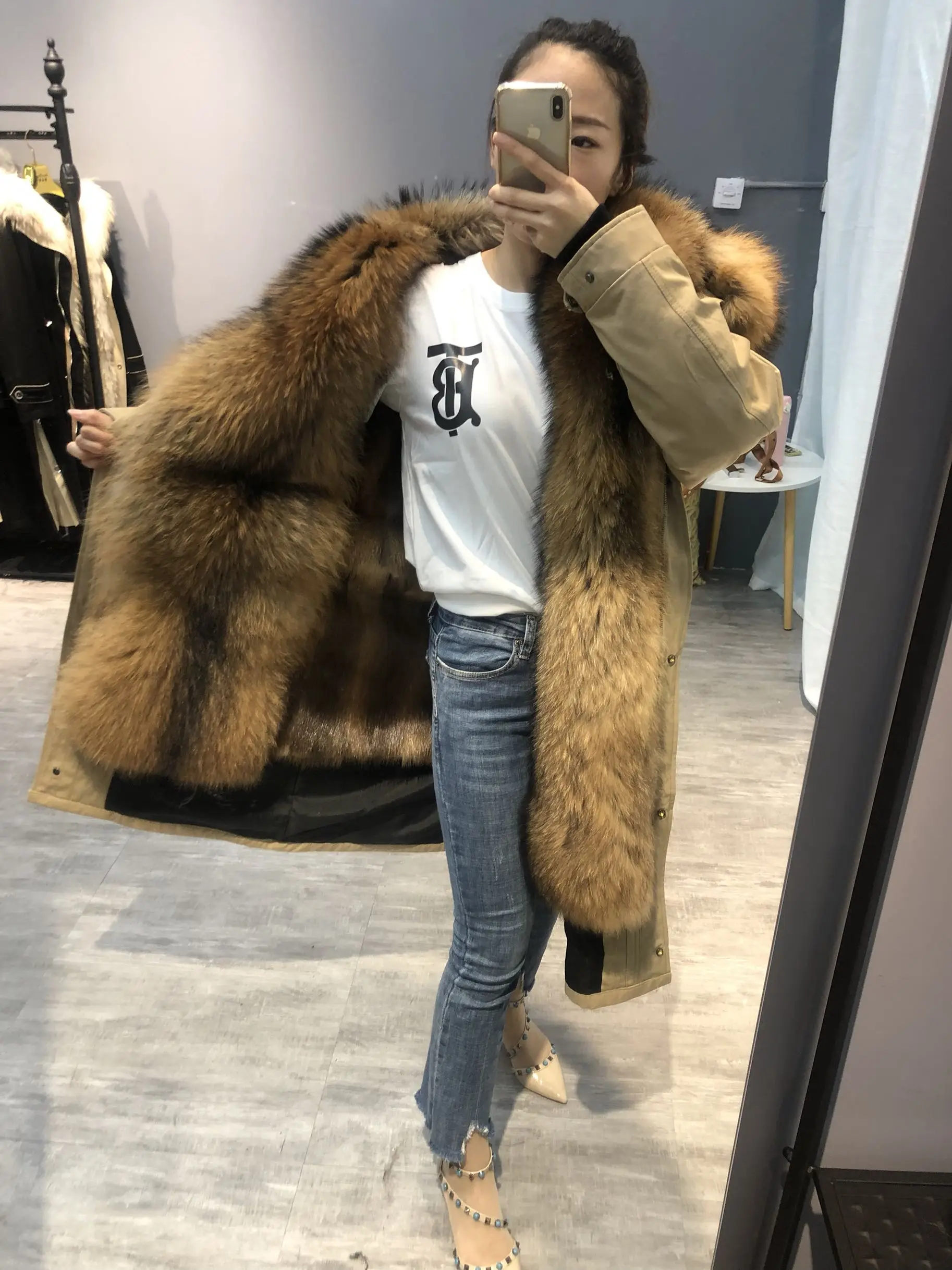 Lavelache Winter Women Real Mink Fur Coat Super Big Raccoon Fur Collar Hooded Jacket Long Thick Warm Detachable Parka