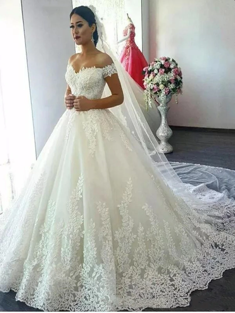 Lace Ball Gown Wedding Dresses Luxury A Line Off Shoulder Sweep Train Bridal Gowns With Lace Applique Plus Size Wedding Gowns