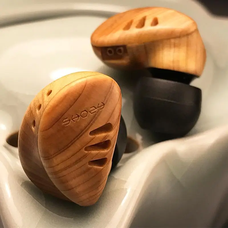 Shozy Black Hole Mini Dynamic Drive In-Ear Wooden HIFI Music Headphone Monitor Audiophile Musician Earphone Earbuds Customizable