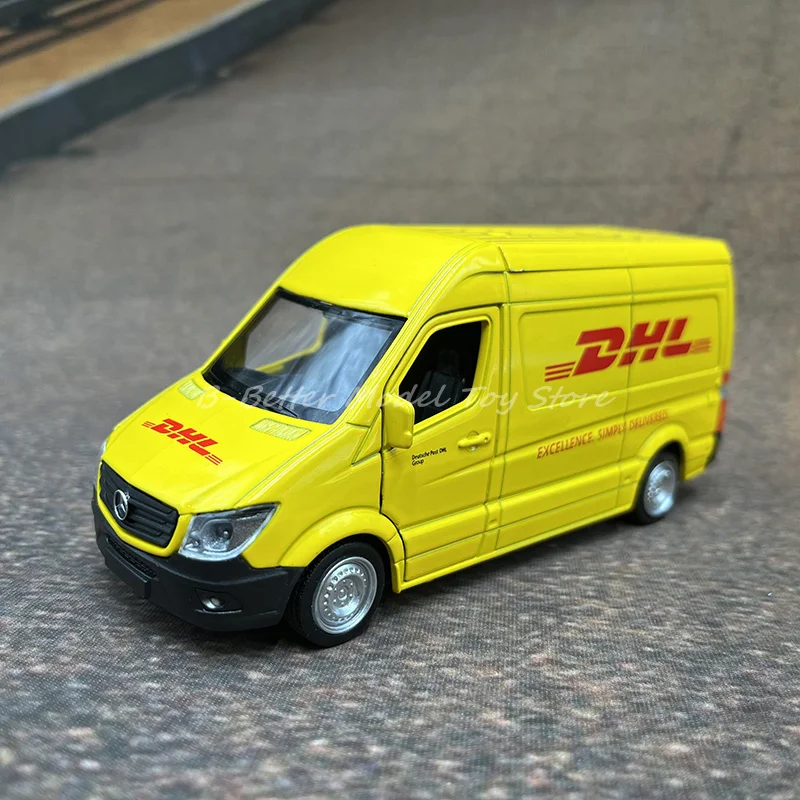 1:38 Diecast Model Toy Sprinter Van (DHL) Minibus MPV Racing Team Version Pull back Car