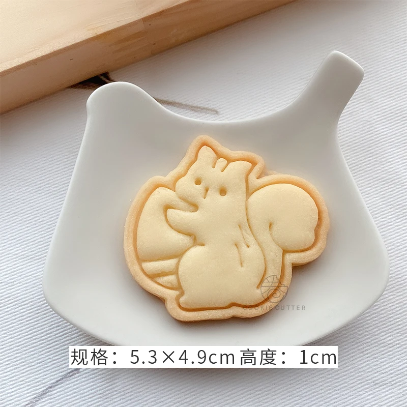 Cute Animal Fondant Cake Mold Biscuit Mushroom Squirrel Rabbit Kitten Puppy Bear Pattern Cookie Cutter Stamp Sugarcraft Baking