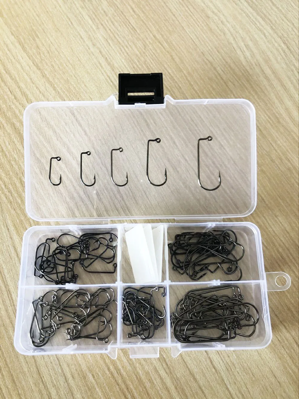 

100PCS/Box 200PCS/Box 9147 High Carbon Steel Fishhook Black 90 Degree Aberdeen Offset Jig Fishing Hooks Set Size 8#-1#