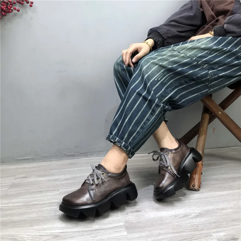 Girls leather retro single women leisure the airtight shoe leather comfortable non-slip soles # 39 ladies leather shoes