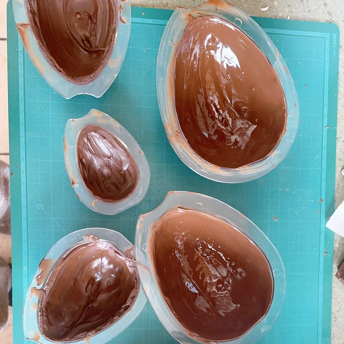 3 style Easter Eggs Chocolate Mold confectionery tools Cake Decorating baking Candy mould Polycarbonate Chocolate Mold