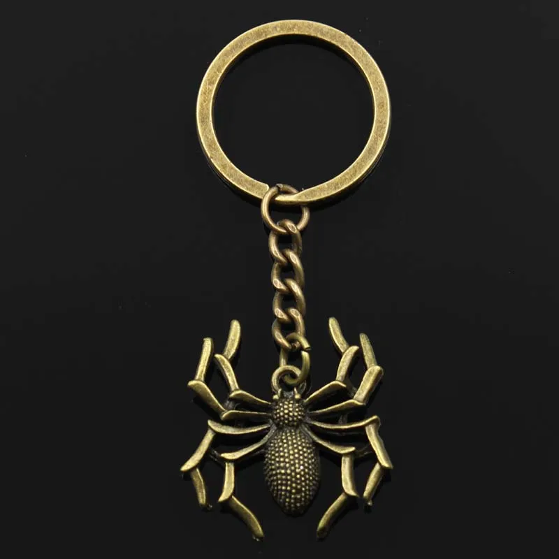 New Fashion Men 30mm Keychain DIY Metal Holder Chain Vintage Spider Halloween 35x32mm Bronze Silver Color Pendant Gift image 5