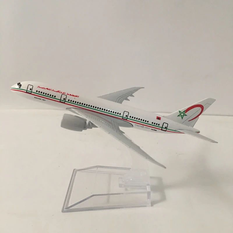 Plane Model Airplane Model 16cm Royal Air Maroc Boeing 787 Aircraft Model Diecast Metal Airplanes 1:400 Plane Toy