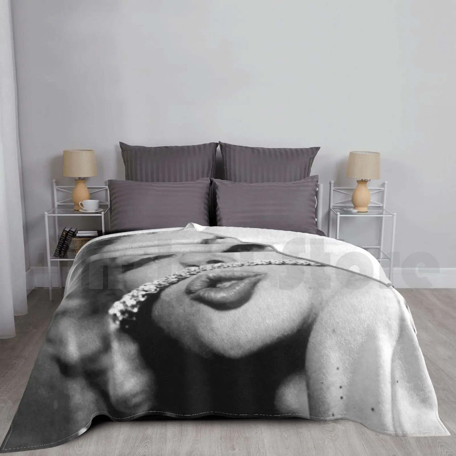 Marilyn Monroe Vintage Diamonds Are A Girls Best Friend Retro Black And White 1950s Blanket For Sofa Bed Travel