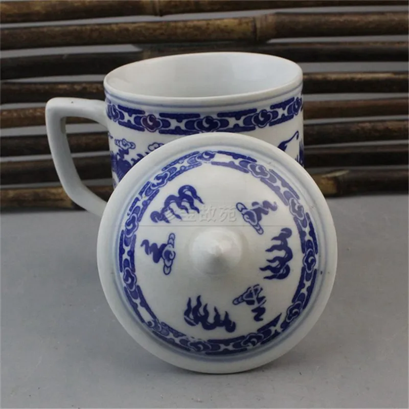 Chinese Old Porcelain Blue And White Shuanglong Teacup