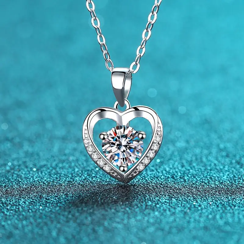 

Heart Pendant Lab Diamond Necklace Shiny Moissanite Test Past Brilliant Cut 1 Carat D Color Silver Chain For Free Date Love Gift