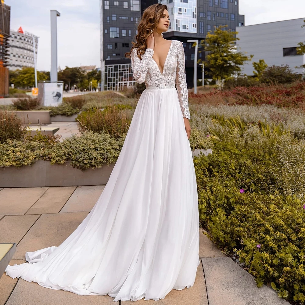 

Charming Chiffon A Line Bridal Dress 2021 Sexy V-neck Applique Lace Long Sleeve Backless Wedding Gowns with Sweep Train