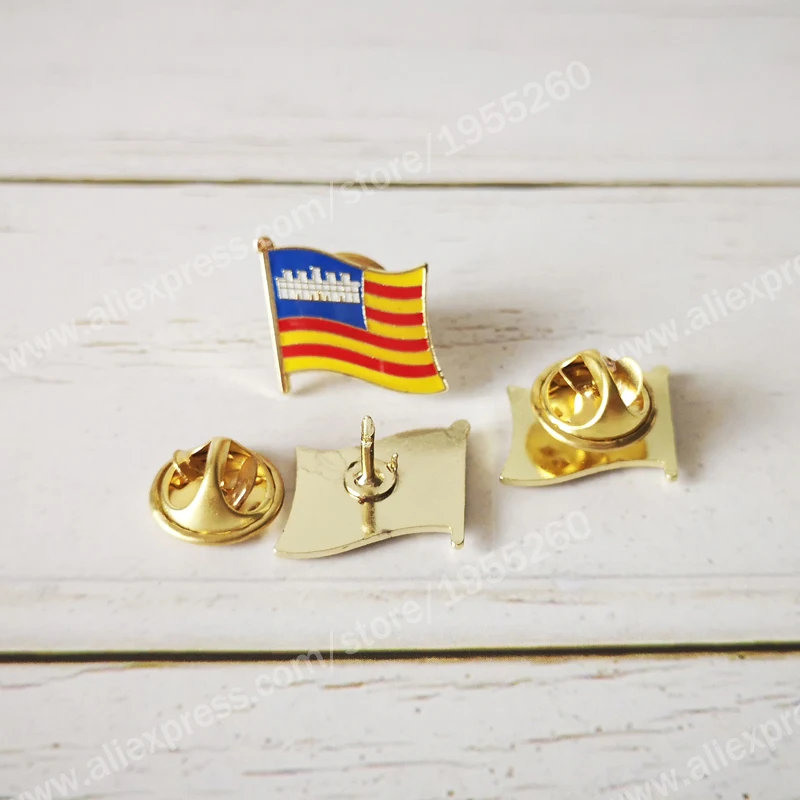 Balearic Flag Lapel Pins Spain Provincial Nationalities Region Brooch Crystal Epoxy Metal Enamel Badge